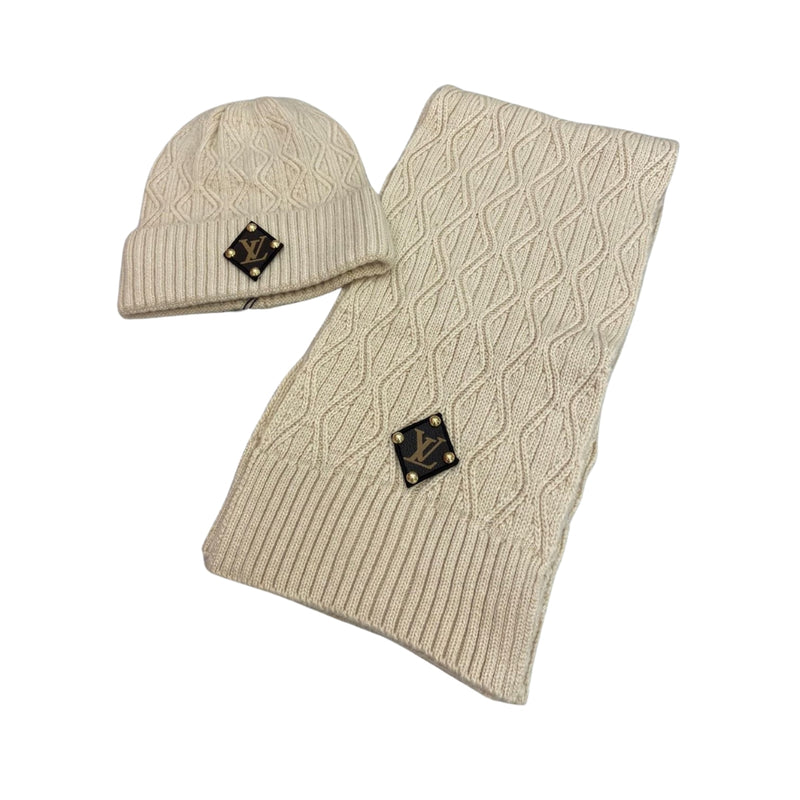 LOUIS VUITTON Cashmere set for women