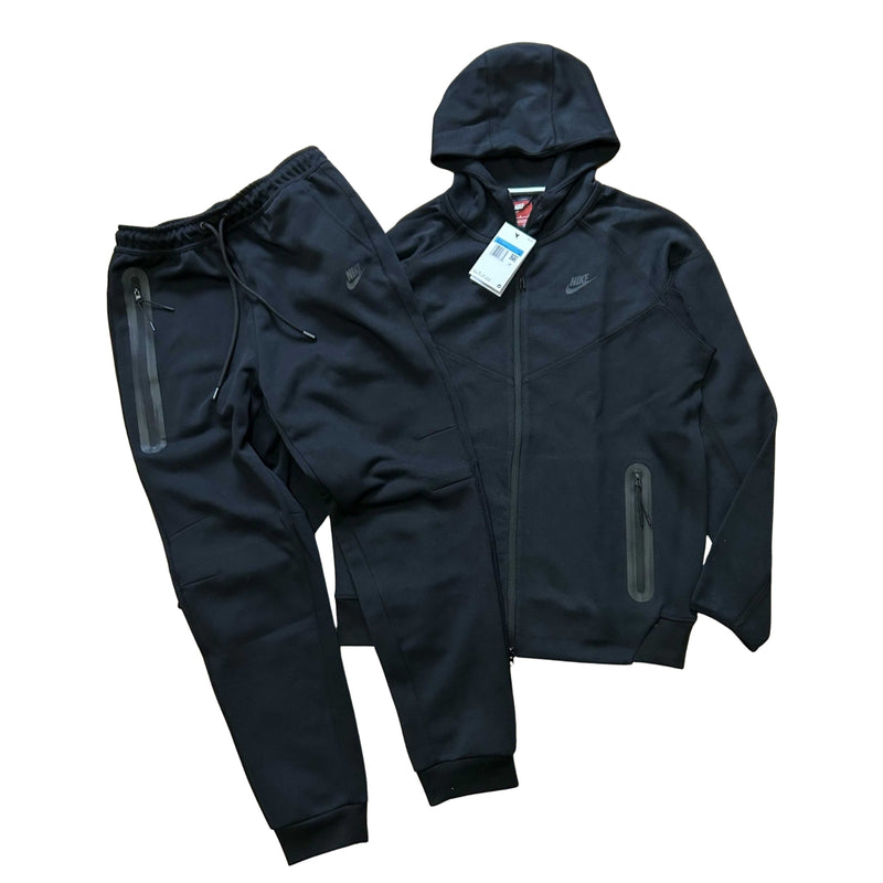NIKE TECH FLEECE Tech Fleece con felpa e joggers neri