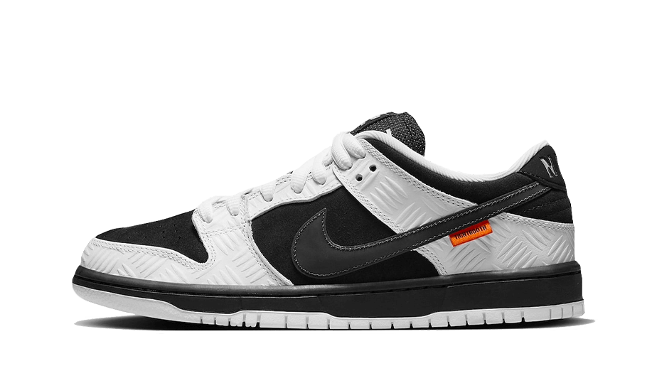 Nike TIGHTBOOTH