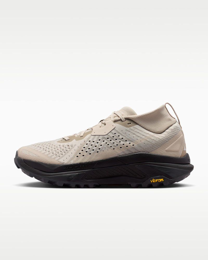ACG Zegama Trail Cream II/Black/Anthracite/Light Orewood Brown