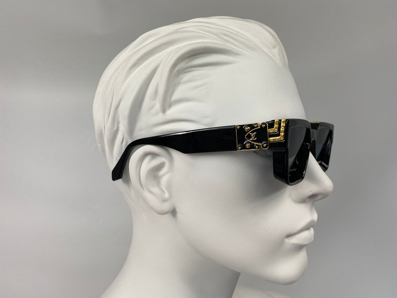 Louis Vuitton — 1.1 Millionaires Sunglasses — Black Z1165W